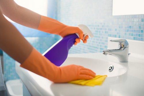 Incident reporting and safety review in carpet cleaning